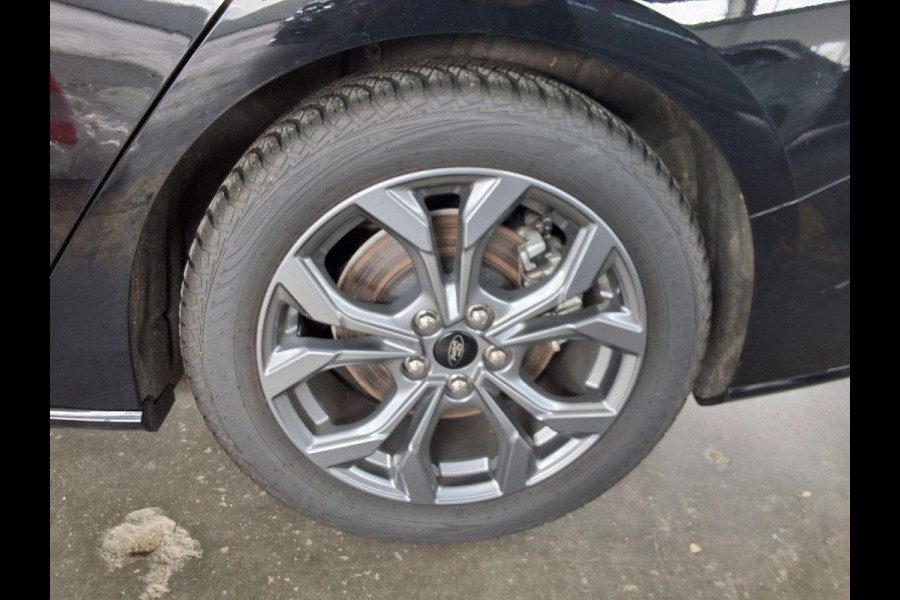 Ford FOCUS Wagon 1.0 EcoBoost Hybrid ST Line | Adaptive cruise control | Winter Pack | All season banden