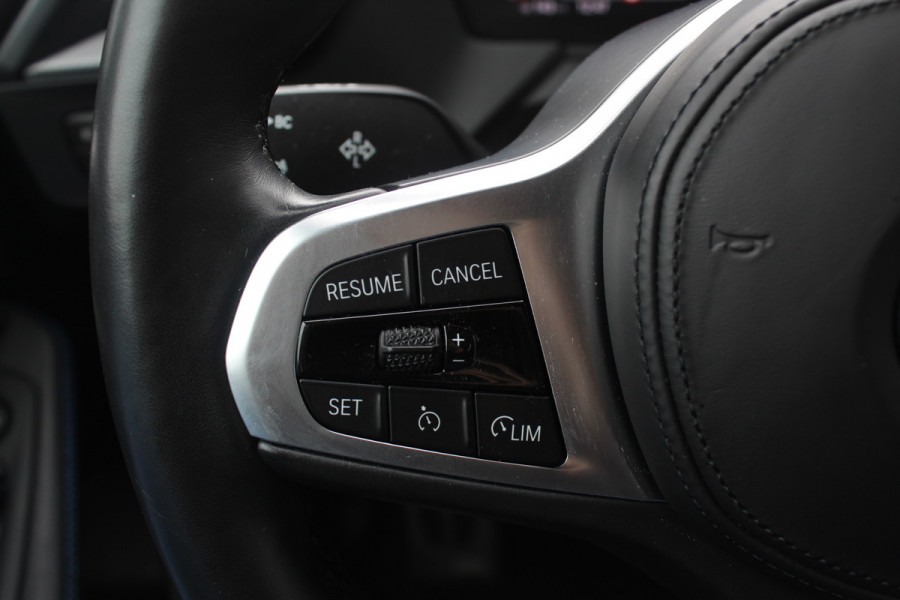 BMW 2 Serie Gran Coupé 218i Business Ed. M Sport / Camera / Alcantara / Apple CarPlay / 19'' / Sportstoelen / Stuurverwarming / Cruise Control