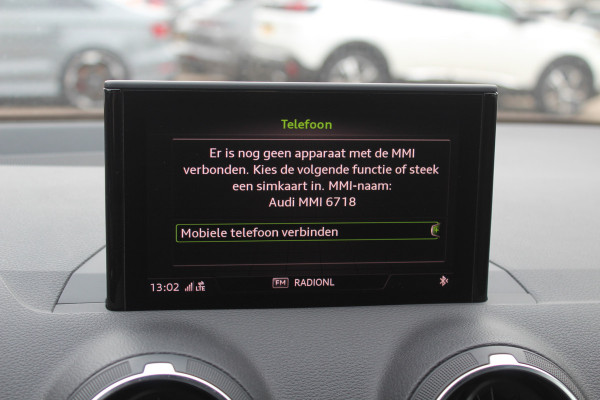 Audi Q2 35 TFSI CoD Sport S line Edition / Navigatie / Parkeerhulp V+A / Sportstoelen / 17'' / LED / Half leder / Cruise Control