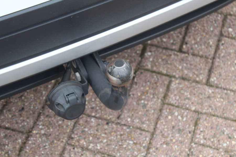 Volkswagen T-Cross 1.0 TSI Style / Trekhaak / Navigatie / Parkeerhulp V+A / 18'' / LED Koplampen / Dodehoek / Stoelverwarming / Apple CarPlay / ACC Volkswagen T-Cross 1.0 TSI Style / Trekhaak / Navigatie / Parkeerhulp V+A / 18'' / LED Koplampen / Dodehoek / Stoelverwarming / Apple CarPlay / ACC