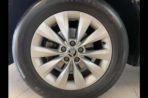 Škoda Kamiq 1.0 TSI Ambition AIRCO NAVI VIA APP CRUISE PANO APPLE CARPLAY NIEUWSTAAT