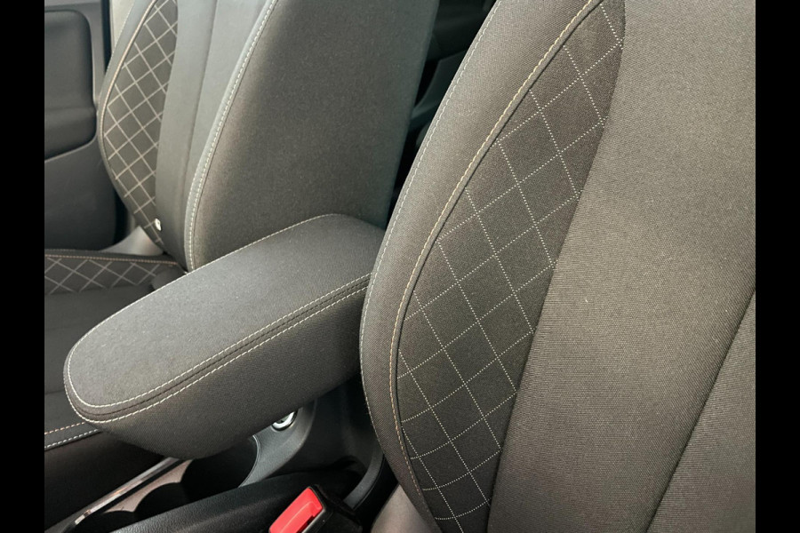 Škoda Kamiq 1.0 TSI Ambition AIRCO NAVI VIA APP CRUISE PANO APPLE CARPLAY NIEUWSTAAT