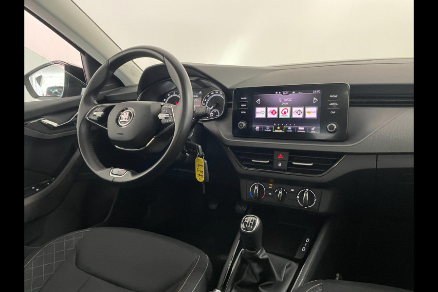 Škoda Kamiq 1.0 TSI Ambition AIRCO NAVI VIA APP CRUISE PANO APPLE CARPLAY NIEUWSTAAT