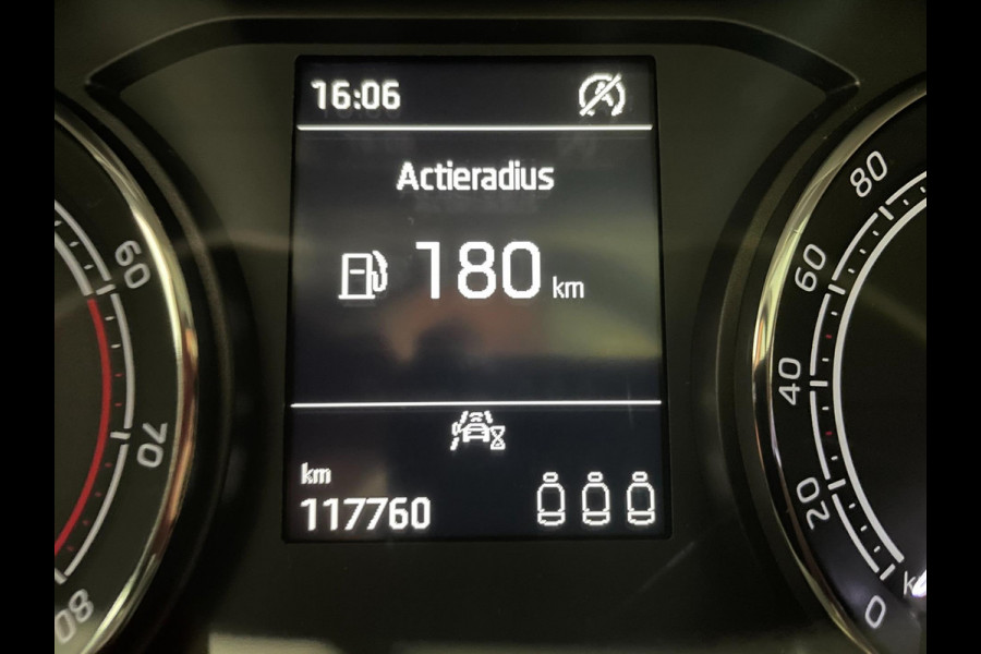 Škoda Kamiq 1.0 TSI Ambition AIRCO NAVI VIA APP CRUISE PANO APPLE CARPLAY NIEUWSTAAT