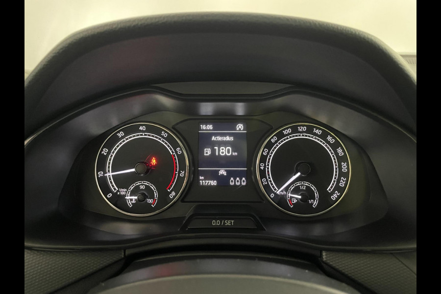 Škoda Kamiq 1.0 TSI Ambition AIRCO NAVI VIA APP CRUISE PANO APPLE CARPLAY NIEUWSTAAT