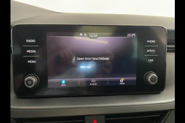 Škoda Kamiq 1.0 TSI Ambition AIRCO NAVI VIA APP CRUISE PANO APPLE CARPLAY NIEUWSTAAT