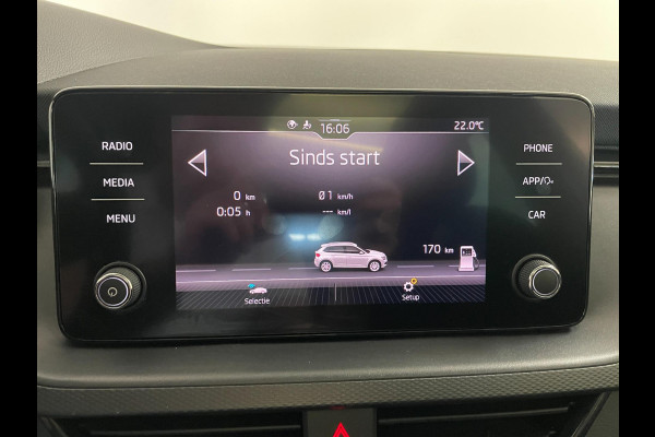 Škoda Kamiq 1.0 TSI Ambition AIRCO NAVI VIA APP CRUISE PANO APPLE CARPLAY NIEUWSTAAT