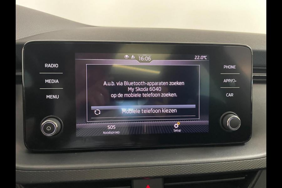 Škoda Kamiq 1.0 TSI Ambition AIRCO NAVI VIA APP CRUISE PANO APPLE CARPLAY NIEUWSTAAT