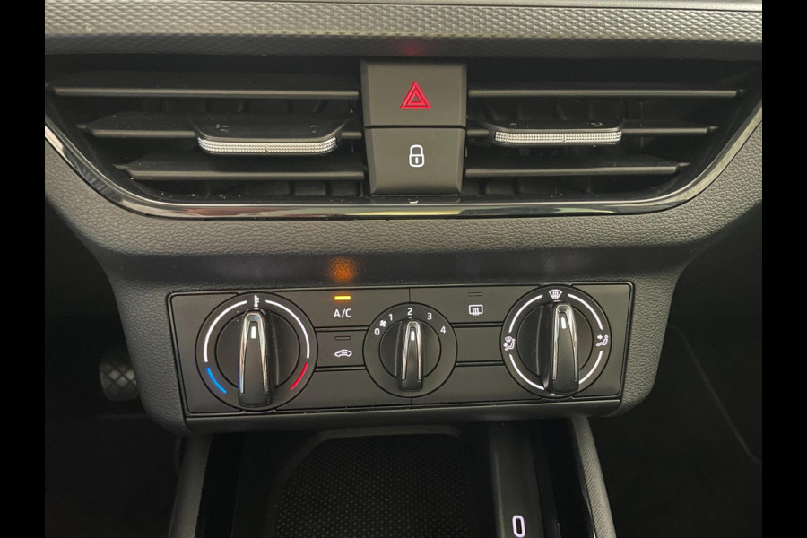 Škoda Kamiq 1.0 TSI Ambition AIRCO NAVI VIA APP CRUISE PANO APPLE CARPLAY NIEUWSTAAT