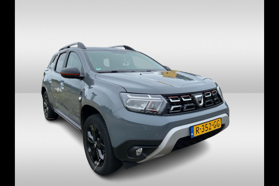 Dacia Duster 1.0 TCe 100 Bi-Fuel Journey / Full option! / Trekhaak / Camera / Half leder / 17'' / Keyless / Navigatie / DAB / Stoelverwarming / Cruise Control