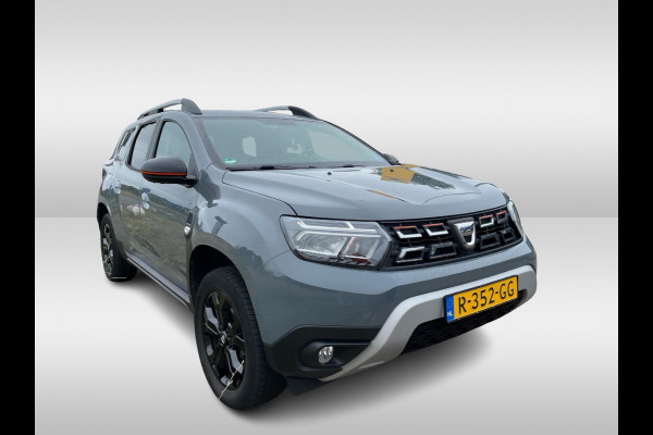 Dacia Duster 1.0 TCe 100 Bi-Fuel Journey / Full option! / Trekhaak / Camera / Half leder / 17'' / Keyless / Navigatie / DAB / Stoelverwarming / Cruise Control