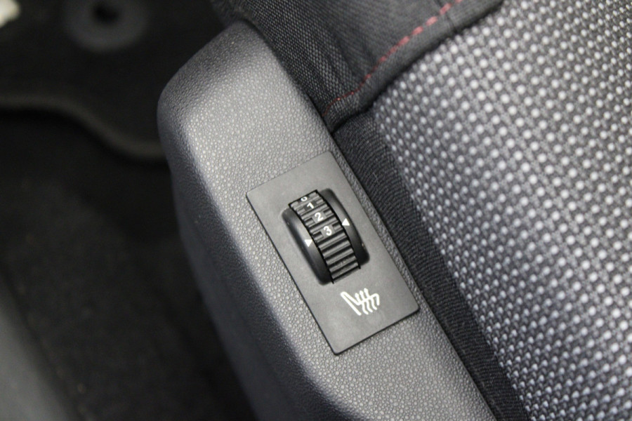 Citroën C4 Cactus 1.2 PureTech Shine |Stoelverwarming|Navi|