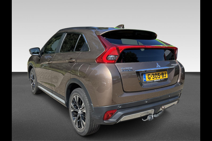 Mitsubishi Eclipse Cross 1.5 DI-T First Edition | Trekhaak | Stoelverwarming 1600kg trekgewicht ! heads-up display | stoelverwarming