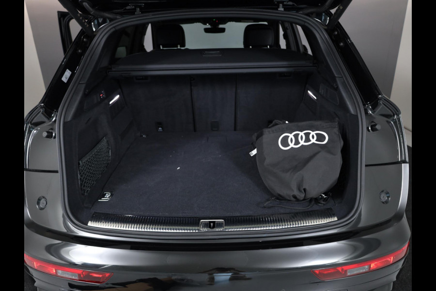 Audi Q5 50 TFSI e S edition 299pk  | Trekhaak | Luchtvering | B&O audio | Head Up Display | Pack Tour