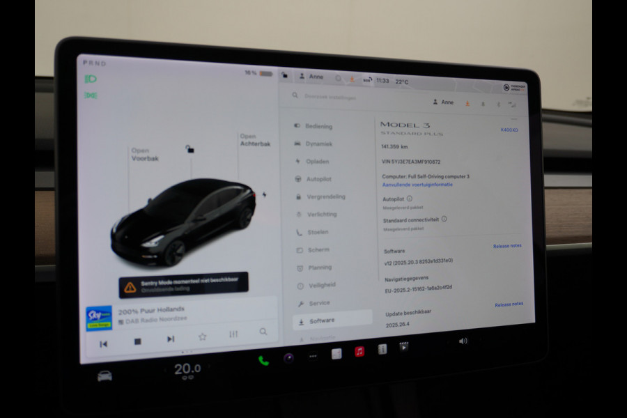 Tesla Model 3 RWD SR+ NW Model 60kWh LFP 283PK Trekhaak Warmtepomp Elektr.A-klep FSD-3 Sentry Mode Bankverwarmd FSD 18" Premium Luidspr. AutoP Navi LED Comfortstoelen ACC DAB Keyless en Voorverwarmen interieur via App One-Pedal-Drive Origineel Nederlandse auto Garantie Accu/Motor tot 31-03-2029 max 160.000km 1.584kg licht!