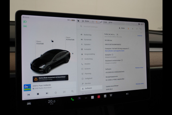 Tesla Model 3 RWD SR+ NW Model 60kWh LFP 283PK Trekhaak Warmtepomp Elektr.A-klep FSD-3 Sentry Mode Bankverwarmd FSD 18" Premium Luidspr. AutoP Navi LED Comfortstoelen ACC DAB Keyless en Voorverwarmen interieur via App One-Pedal-Drive Origineel Nederlandse auto Garantie Accu/Motor tot 31-03-2029 max 160.000km 1.584kg licht!