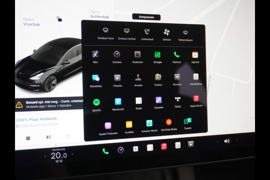 Tesla Model 3 RWD SR+ NW Model 60kWh LFP 283PK Trekhaak Warmtepomp Elektr.A-klep FSD-3 Sentry Mode Bankverwarmd FSD 18" Premium Luidspr. AutoP Navi LED Comfortstoelen ACC DAB Keyless en Voorverwarmen interieur via App One-Pedal-Drive Origineel Nederlandse auto Garantie Accu/Motor tot 31-03-2029 max 160.000km 1.584kg licht!