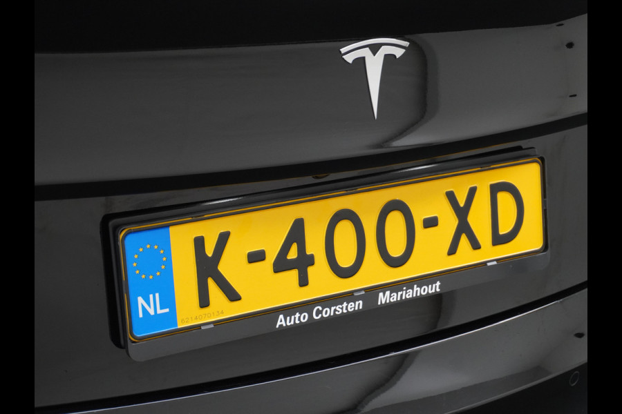 Tesla Model 3 RWD SR+ NW Model 60kWh LFP 283PK Trekhaak Warmtepomp Elektr.A-klep FSD-3 Sentry Mode Bankverwarmd FSD 18" Premium Luidspr. AutoP Navi LED Comfortstoelen ACC DAB Keyless en Voorverwarmen interieur via App One-Pedal-Drive Origineel Nederlandse auto Garantie Accu/Motor tot 31-03-2029 max 160.000km 1.584kg licht!