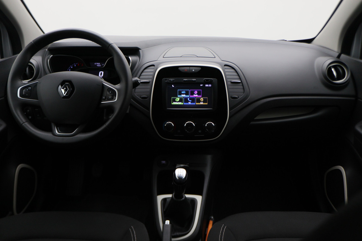 Renault Captur 0.9 TCe Zen LED, Airco, Cruise, Trekhaak, Bluetooth, DAB, 17"