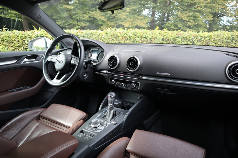 Audi A3 Sportback 1.0 TFSI Design Pro Line Plus | Automaat | Leder | Trekhaak | Navi |