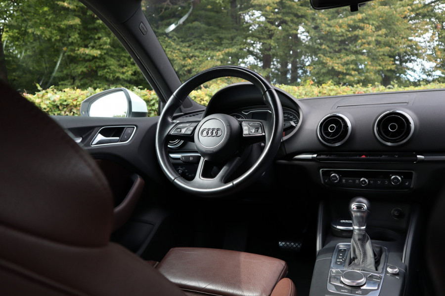 Audi A3 Sportback 1.0 TFSI Design Pro Line Plus | Automaat | Leder | Trekhaak | Navi |