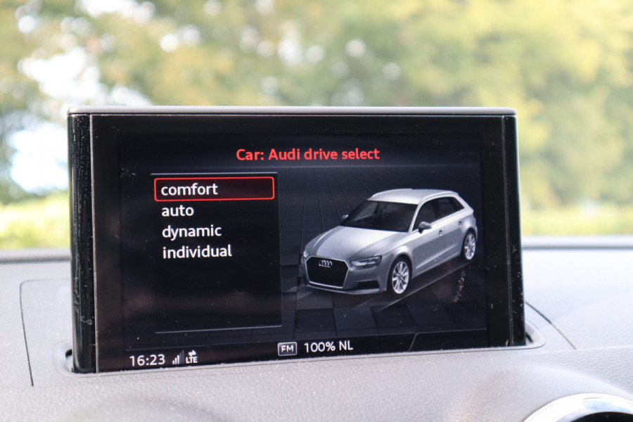 Audi A3 Sportback 1.0 TFSI Design Pro Line Plus | Automaat | Leder | Trekhaak | Navi |