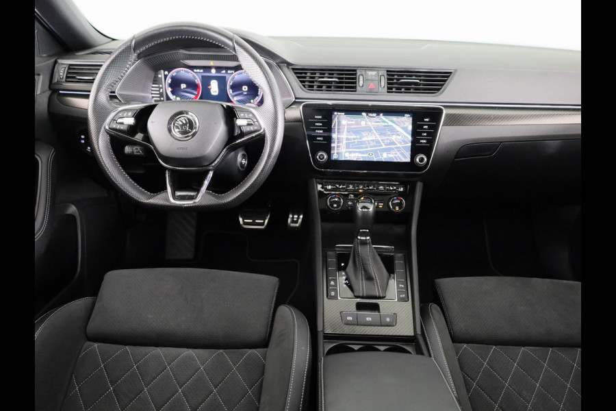 Škoda Superb Combi 1.5 TSI ACT Sportline Business 150 pk Automaat (DSG) | Verlengde garantie | Navigatie | Panoramadak | Parkeersensoren | Adaptieve cruise control | Elektr. voorstoelen met memory | Stoelverwarming v/a |