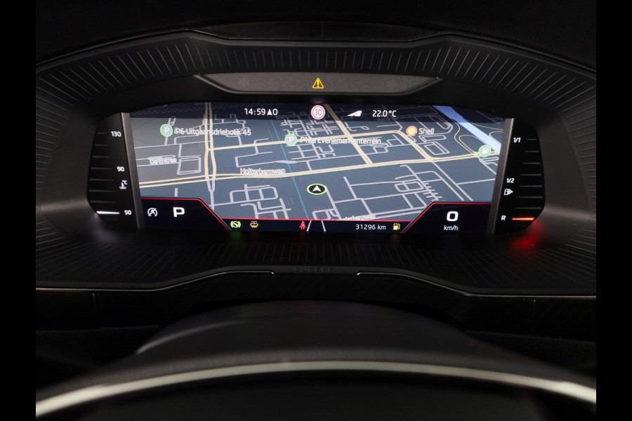 Škoda Superb Combi 1.5 TSI ACT Sportline Business 150 pk Automaat (DSG) | Verlengde garantie | Navigatie | Panoramadak | Parkeersensoren | Adaptieve cruise control | Elektr. voorstoelen met memory | Stoelverwarming v/a |
