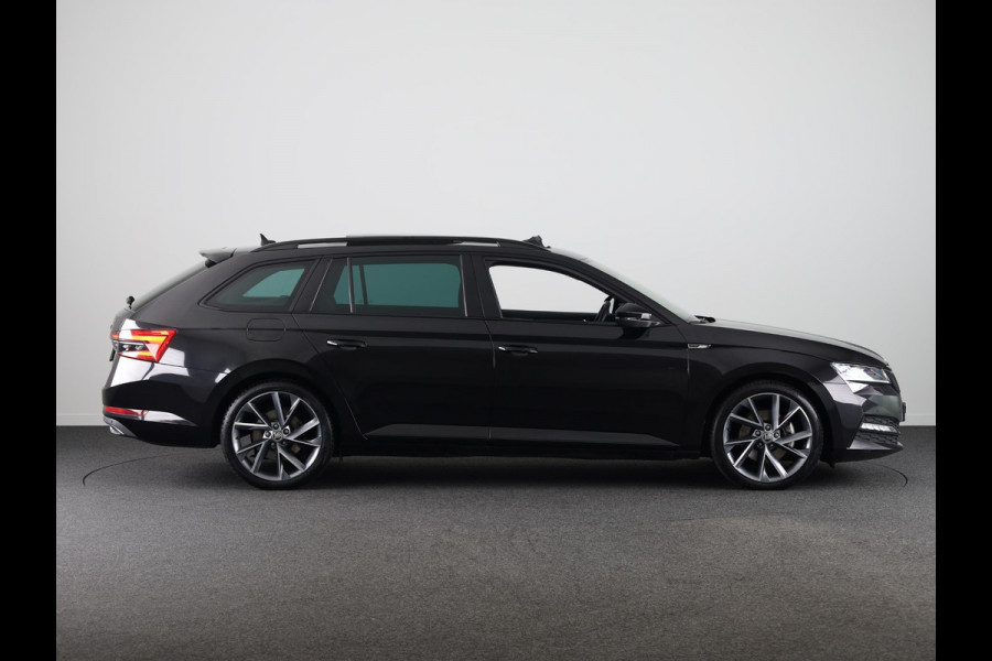Škoda Superb Combi 1.5 TSI ACT Sportline Business 150 pk Automaat (DSG) | Verlengde garantie | Navigatie | Panoramadak | Parkeersensoren | Adaptieve cruise control | Elektr. voorstoelen met memory | Stoelverwarming v/a |