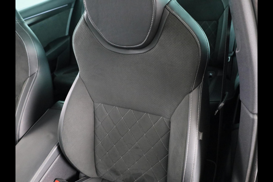 Škoda Superb Combi 1.5 TSI ACT Sportline Business 150 pk Automaat (DSG) | Verlengde garantie | Navigatie | Panoramadak | Parkeersensoren | Adaptieve cruise control | Elektr. voorstoelen met memory | Stoelverwarming v/a |