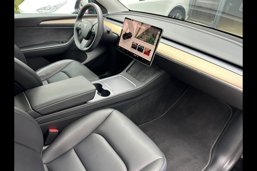 Tesla Model Y RWD 58 kWh 95% SOH Trekh Enhanced BTW Auto 1e EIG Rijklaarprijs!