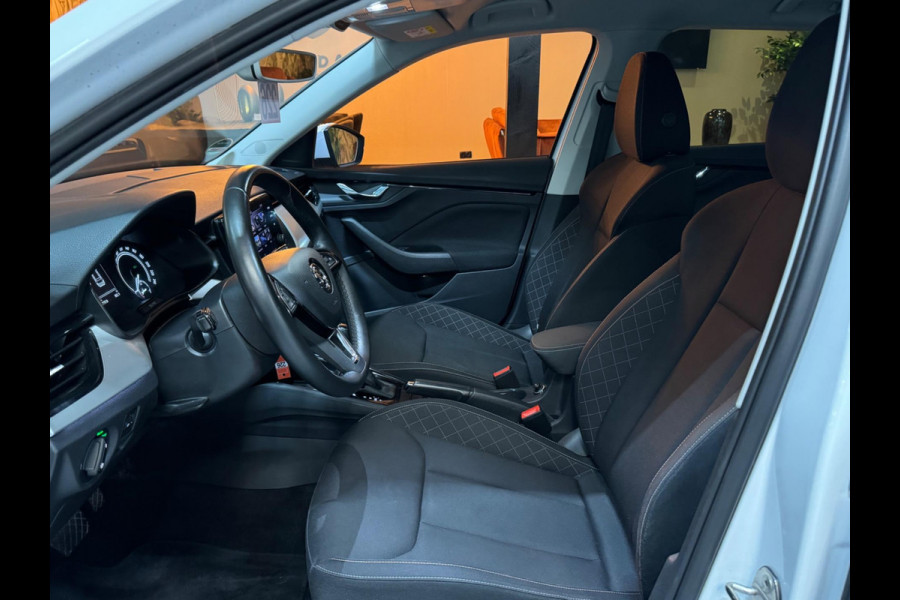 Škoda Kamiq 1.0 TSI Drive Edition Garantie Elek Trekhaak CarPlay StoelVW Front ASS Lane ASS Cruise Clima Navi Led Dab Rijklaar