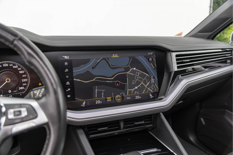 Volkswagen Touareg 3.0 TDI 231pk R-Line Pano 21'' Luchtvering IQ-light Trekhaak