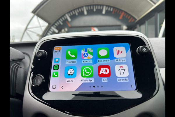 Toyota Aygo 1.0 VVT-i x-play Apple Carplay Camera Navi Rijklaarprijs!