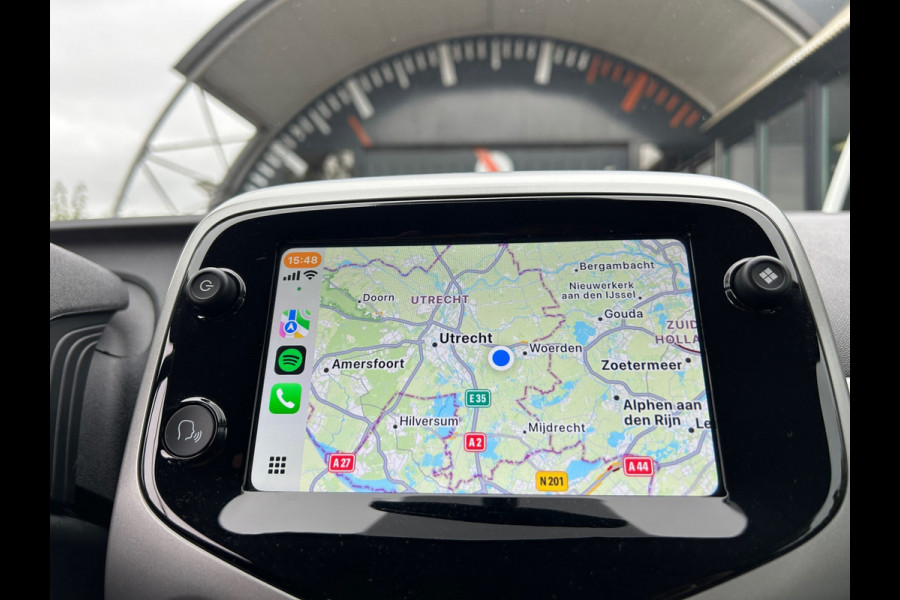 Toyota Aygo 1.0 VVT-i x-play Apple Carplay Camera Navi Rijklaarprijs!