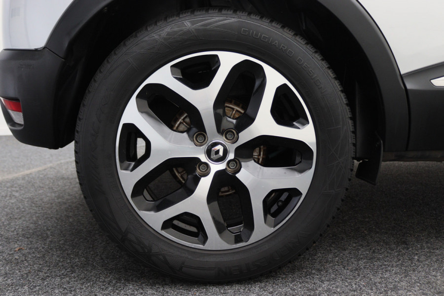 Renault Captur 0.9 TCe Zen LED, Airco, Cruise, Trekhaak, Bluetooth, DAB, 17"