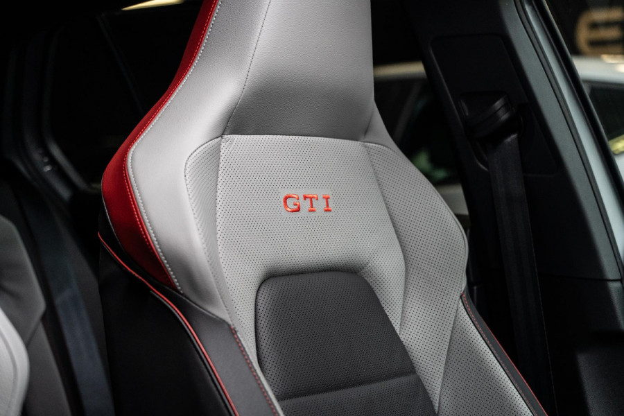 Volkswagen Golf 8.5 2.0 TSI GTI | Panorama | H&K | Leder | Memory | IQ Light