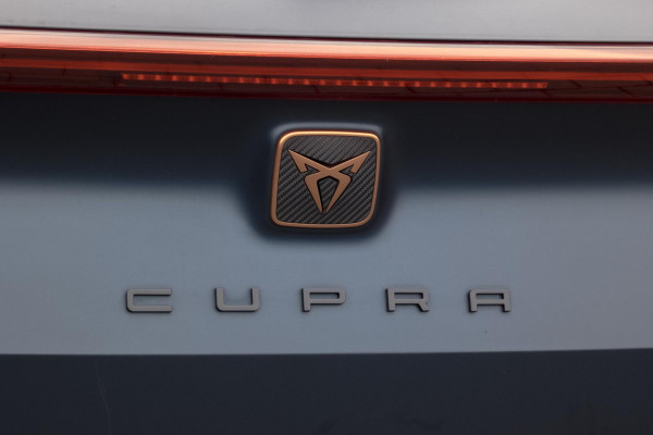 CUPRA Formentor 1.4 e-Hybrid VZ Performance | PANORAMADAK | ACC | TREKHAAK | LANE ASSIST