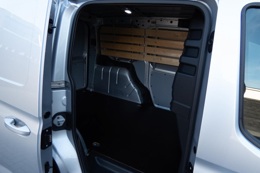 Volkswagen Caddy Cargo 2.0 TDI Comfort | ORIGINEEL NEDERLANDS | 1STE EIGENAAR | APPLE CARPLAY/ANDROID AUTO