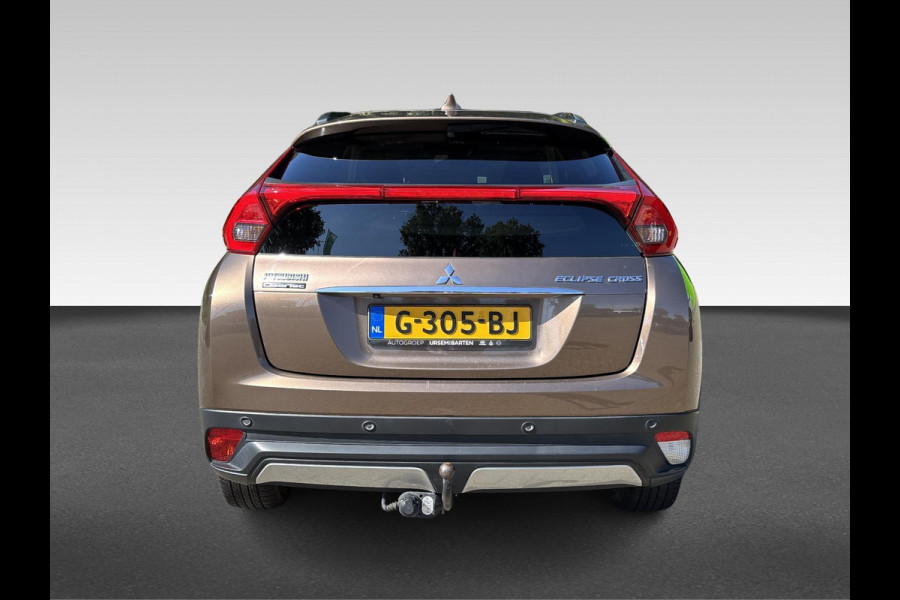 Mitsubishi Eclipse Cross 1.5 DI-T First Edition | Trekhaak | Stoelverwarming 1600kg trekgewicht ! heads-up display | stoelverwarming