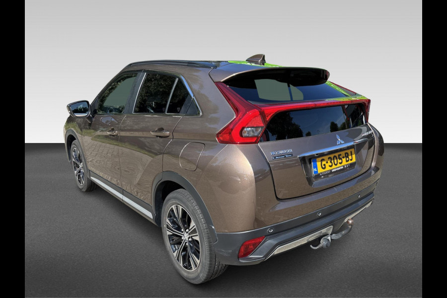 Mitsubishi Eclipse Cross 1.5 DI-T First Edition | Trekhaak | Stoelverwarming 1600kg trekgewicht ! heads-up display | stoelverwarming