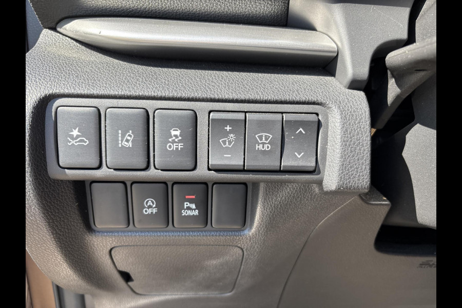 Mitsubishi Eclipse Cross 1.5 DI-T First Edition | Trekhaak | Stoelverwarming 1600kg trekgewicht ! heads-up display | stoelverwarming