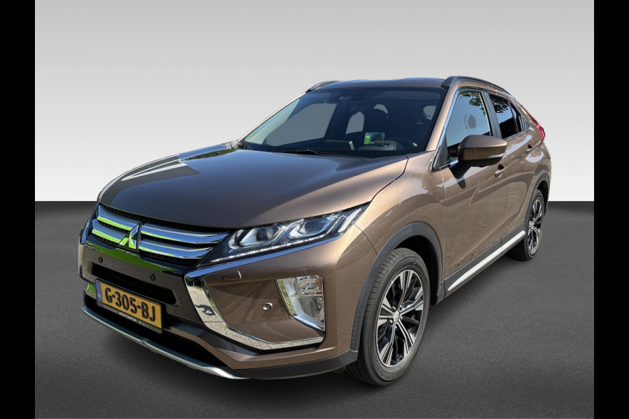 Mitsubishi Eclipse Cross 1.5 DI-T First Edition | Trekhaak | Stoelverwarming 1600kg trekgewicht ! heads-up display | stoelverwarming