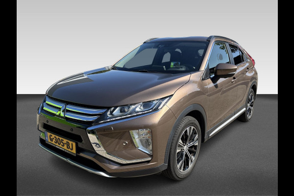 Mitsubishi Eclipse Cross 1.5 DI-T First Edition | Trekhaak | Stoelverwarming 1600kg trekgewicht ! heads-up display | stoelverwarming