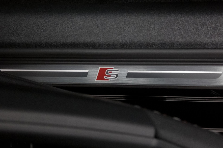 Audi A3 Sportback 40 TFSI e Advanced edition | S-LINE | RS SPORTSTOELEN | S3 DIFFUSER | ADAPTIVE CRUISE CONTROL