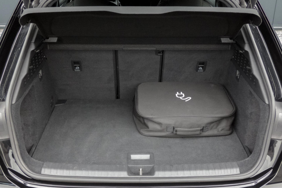 Audi A3 Sportback 40 TFSI e Advanced edition | S-LINE | RS SPORTSTOELEN | S3 DIFFUSER | ADAPTIVE CRUISE CONTROL