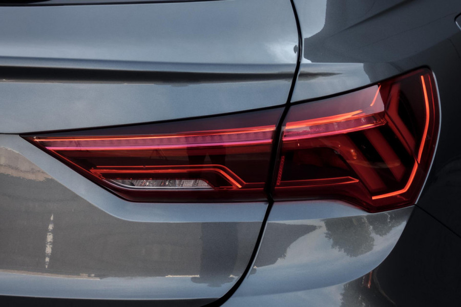 Audi Q3 Sportback 35 TFSI S Edition | S-LINE | TREKHAAK | LED | ACC | S-LINE INTERIEUR