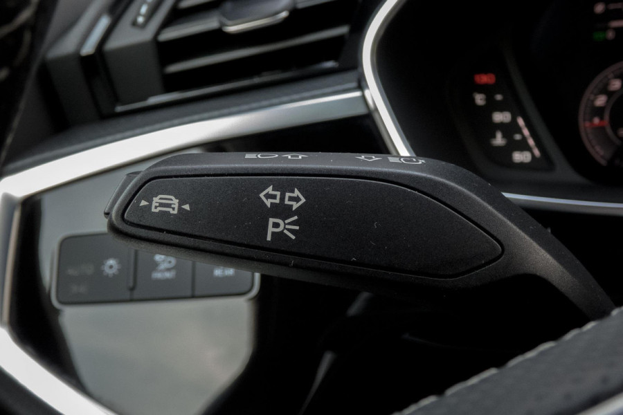 Audi Q3 Sportback 35 TFSI S Edition | S-LINE | TREKHAAK | LED | ACC | S-LINE INTERIEUR