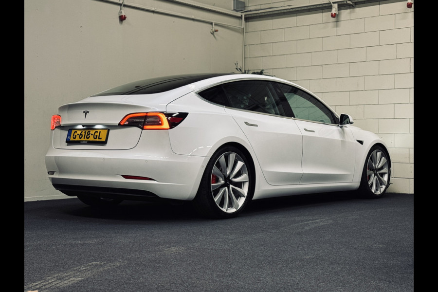 Tesla Model 3 Performance AWD 75 kWh | Eibach | KW Schroefset | Nieuwstaat!