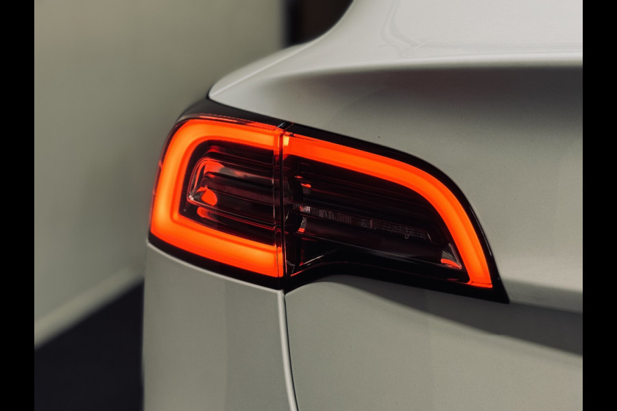 Tesla Model 3 Performance AWD 75 kWh | Eibach | KW Schroefset | Nieuwstaat!